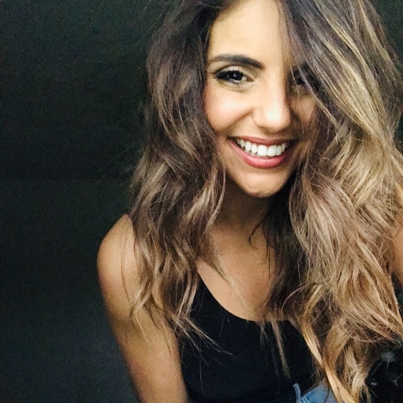 Meet your Posher, Cindy - Picture 1 of 1